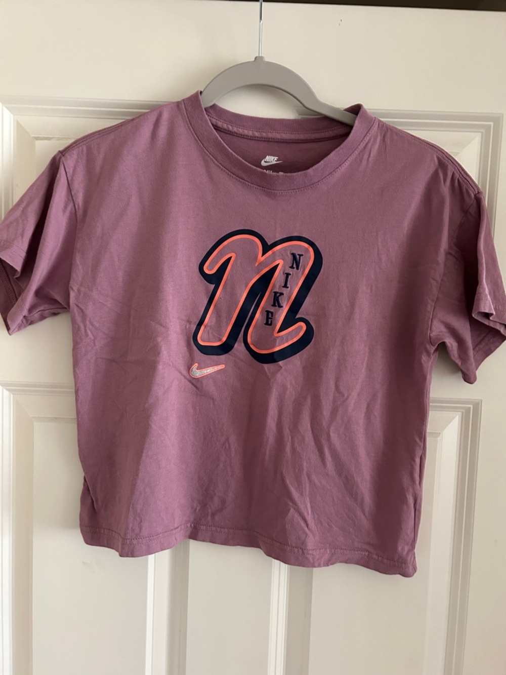 Nike Girls' Graphic Short Sleeve Tee M